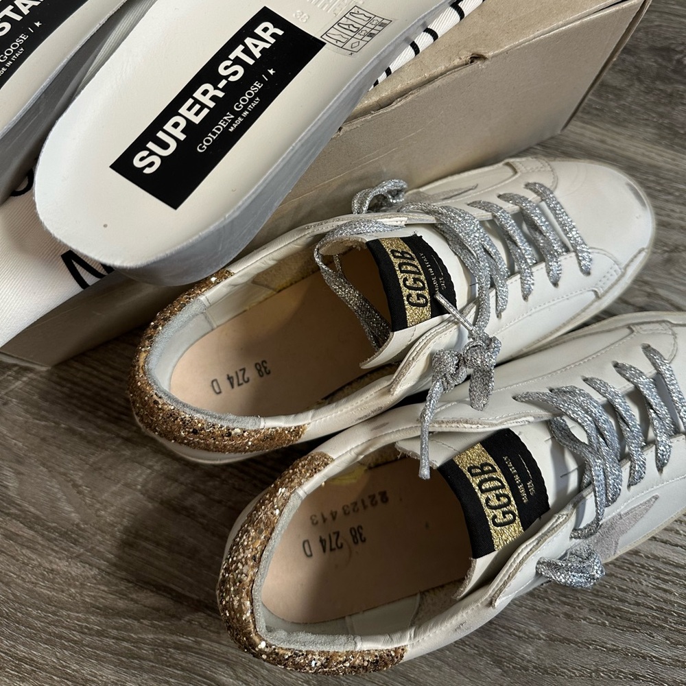 Authentic Golden Goose size 38 like new! Comes with box and bag! Wore once - Picture 2 of 6